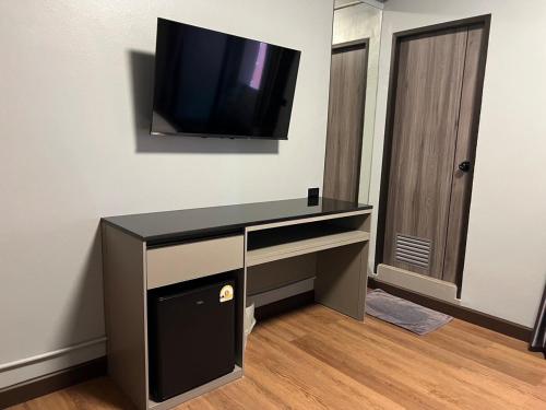 Apartment near Khlong Bang Luang