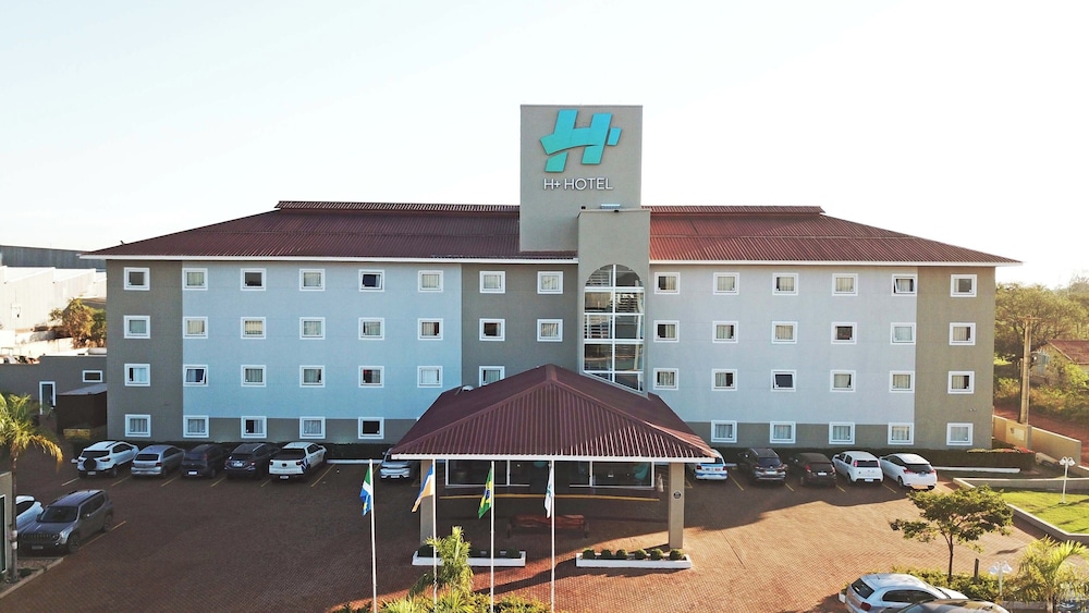H Hotel - carbon neutral hotel in Dourados