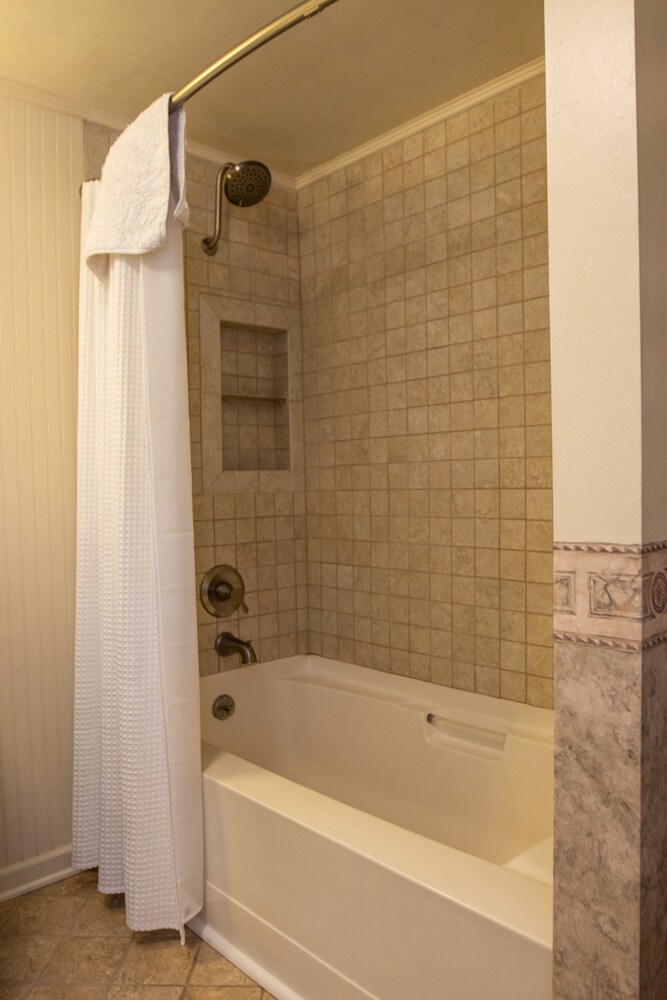 Hocking Hills Inn - photo 33