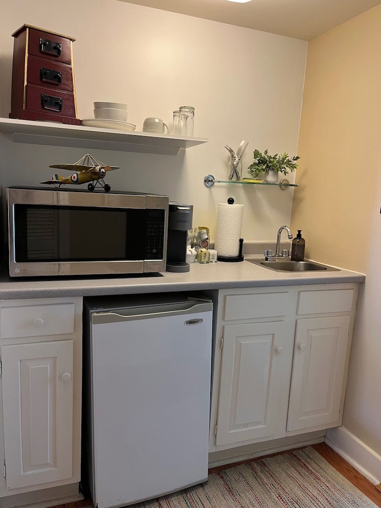 Inn on Shore Road - featured photo