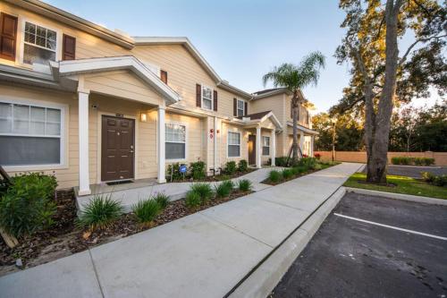 HAPPY PORT your home very close to entertainment — 4-Star Luxury Hotel in Kissimmee, United States