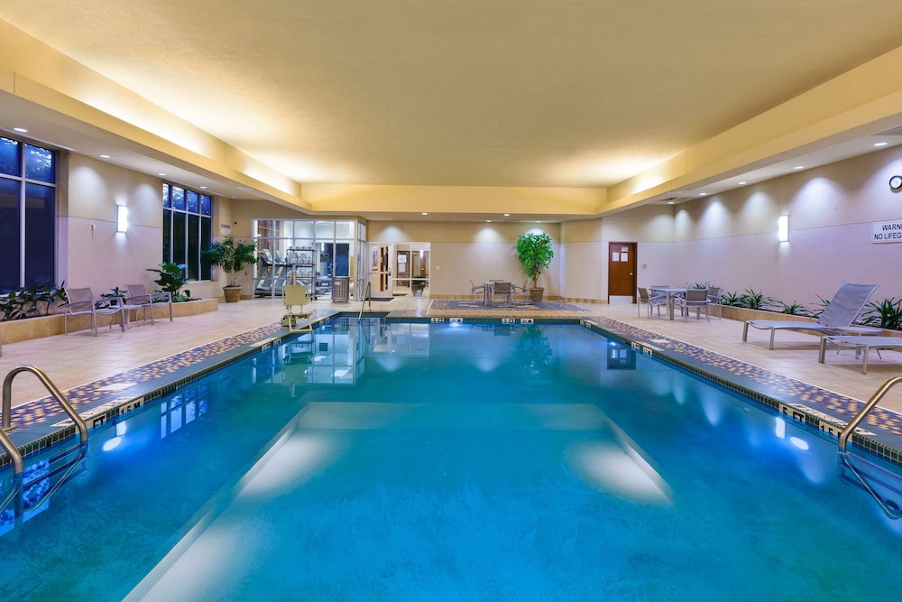 Embassy Suites by Hilton Franklin Cool Springs - photo 38