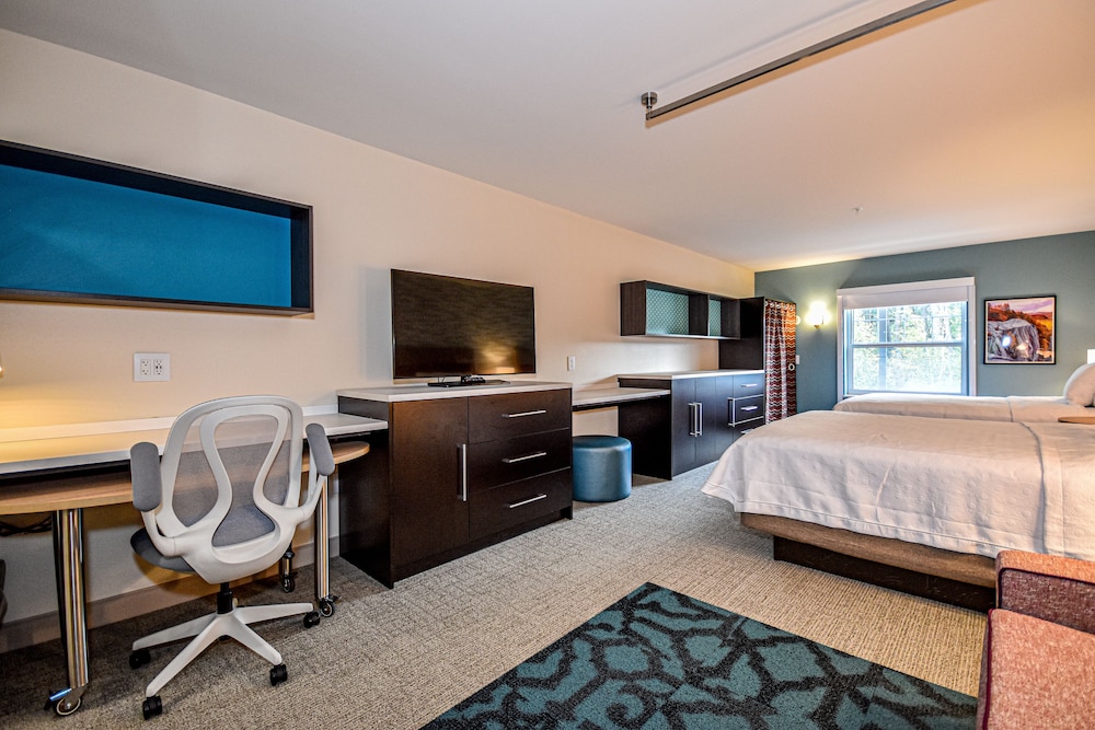 Home2 Suites by Hilton North Conway - photo 21