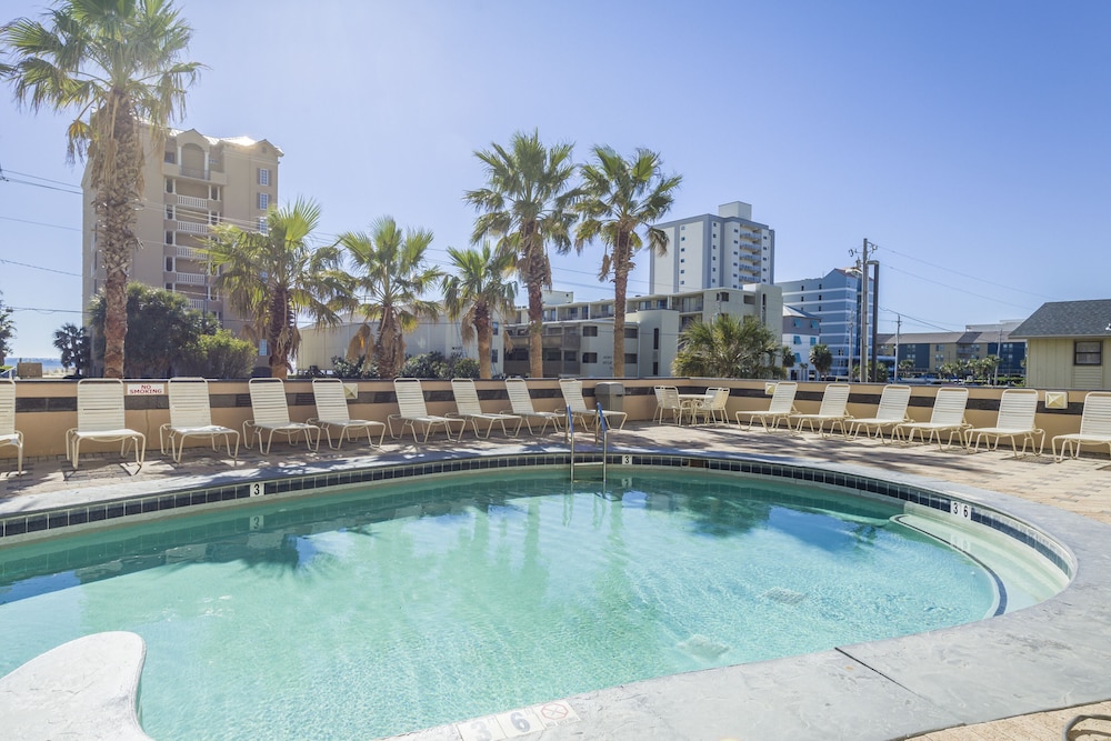Crystal Tower Comfort Condos by Hosteeva - photo 92