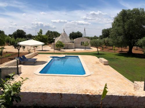 Trullo Parcomonsignore Con Piscina Privata in San Vito Dei Normanni, Italy
