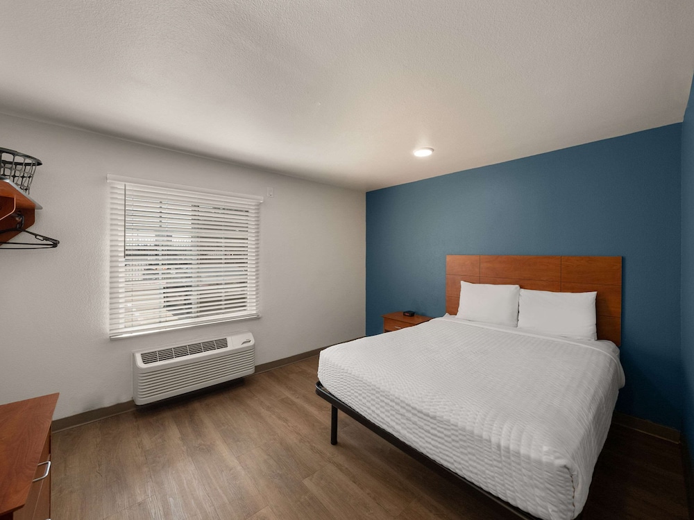 WoodSpring Suites Rockwall East Dallas - photo 21