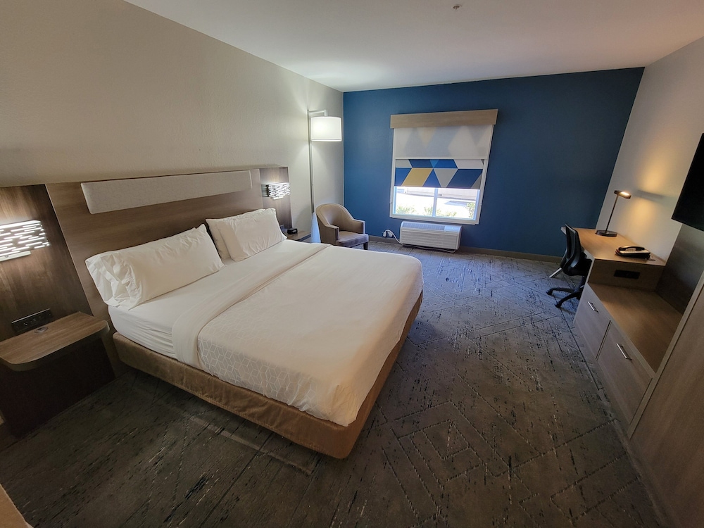 Holiday Inn Express Hotel & Suites The Villages an IHG Hotel - photo 5