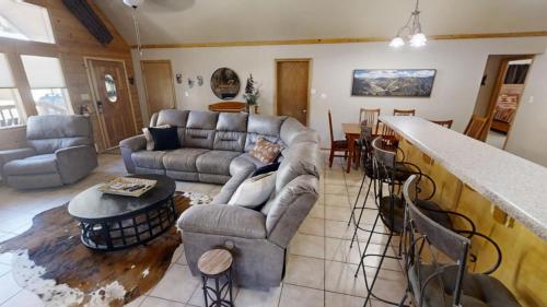 Karlin`s_ranch_house - photo 6