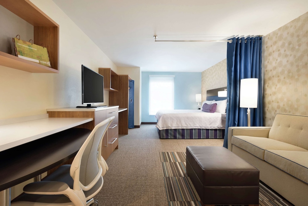 Home2 Suites by Hilton Milwaukee Airport - photo 2