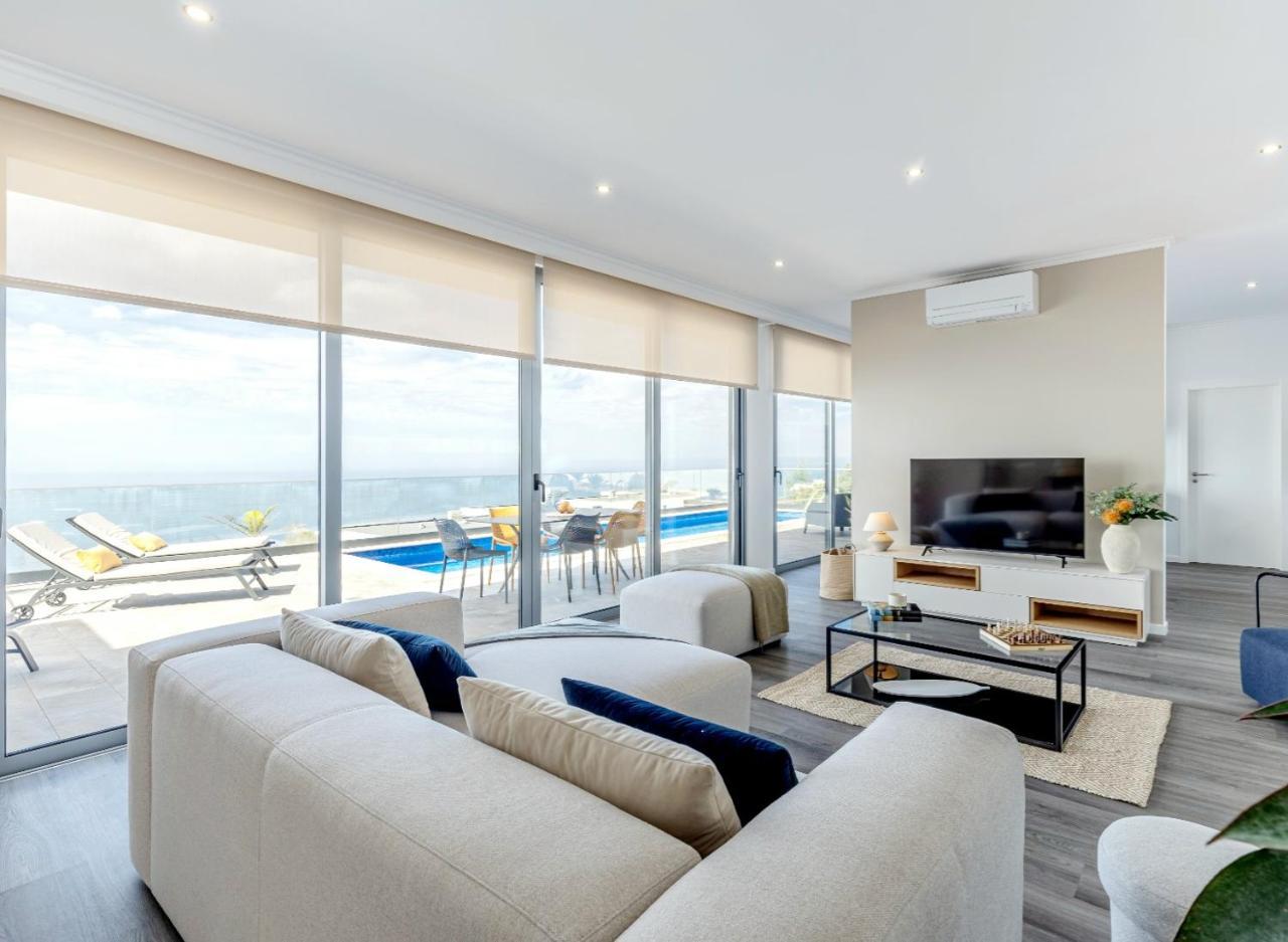 Villa Serenity — 4-Star Luxury Hotel in None, Portugal