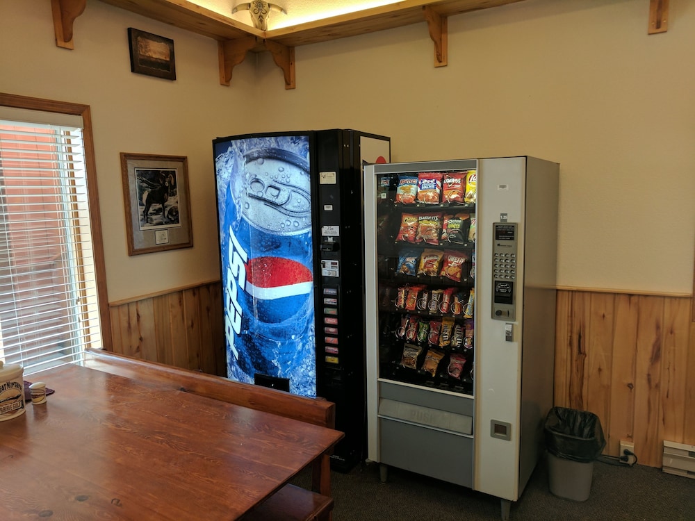 Travelodge by Wyndham Three Forks - photo 3