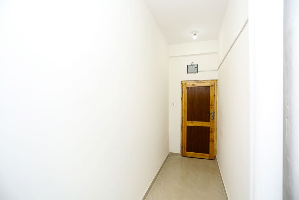 OYO 28859 Ananta Resorts — hotel in Theog