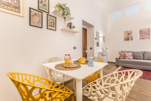 Cozy Rome Newly Renovated Apartment near Vatican City — 4-Star Luxury Hotel in Rome, Italy