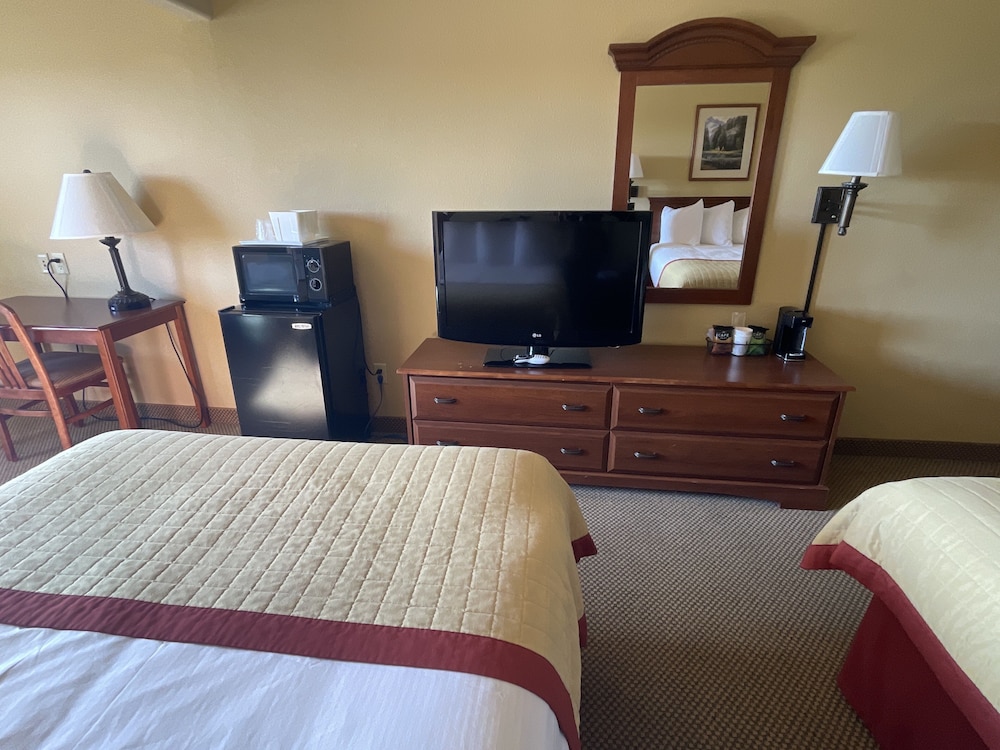 Baymont by Wyndham Pinedale - photo 24