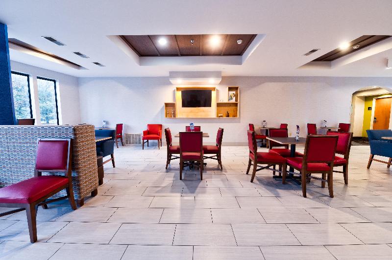 Holiday Inn Express Hotel & Suites Goshen by IHG - photo 28