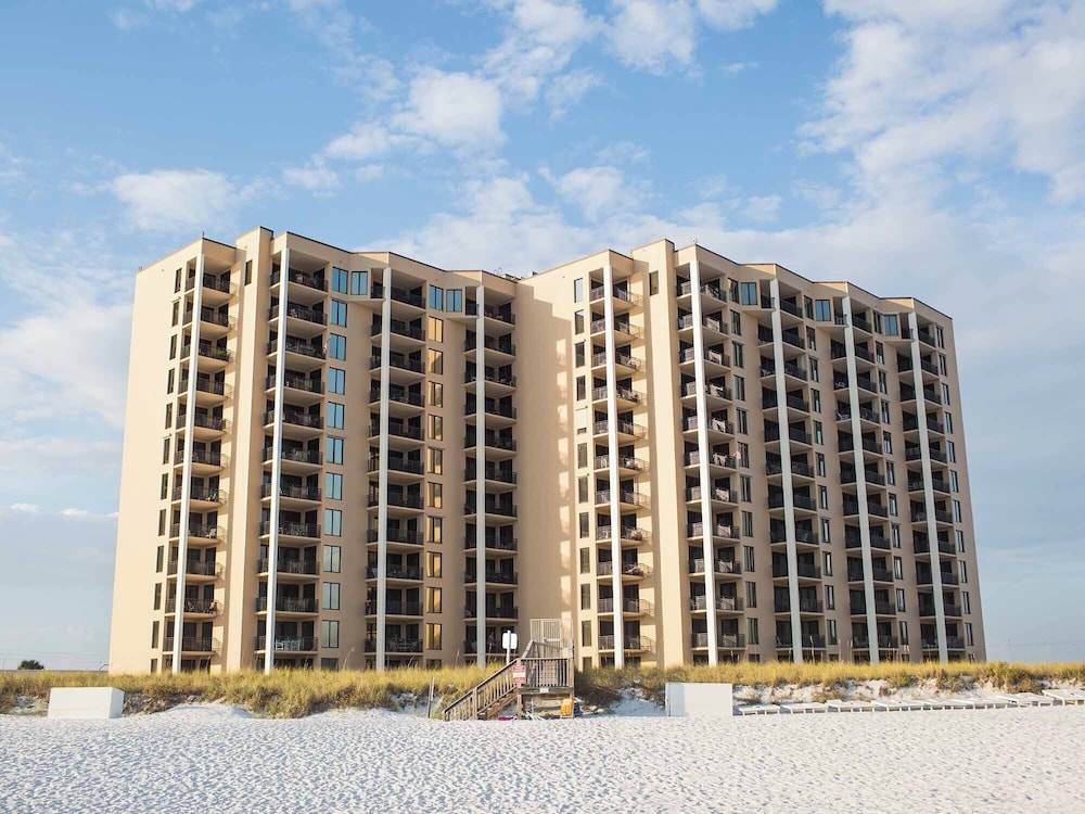 Navarre Towers by Southern Vacation Rentals in Navarre, United States