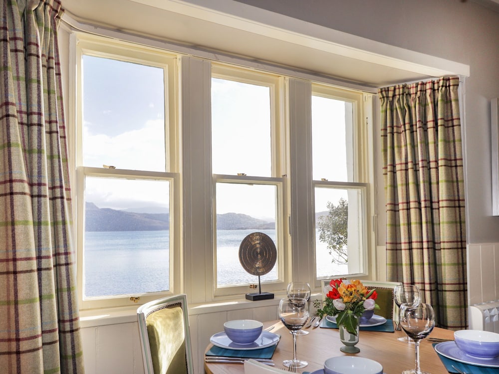 Ferry Cottage Balmacara — 4-Star Luxury Hotel in Inverness, United Kingdom