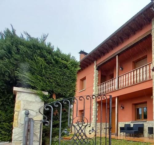 Abuela Carmen — hotel in Riano