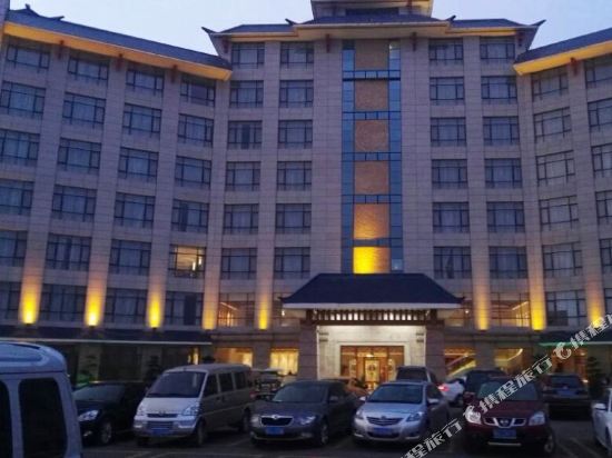 Huashan Hot Spring International Hotel — hotel in Chengzhong