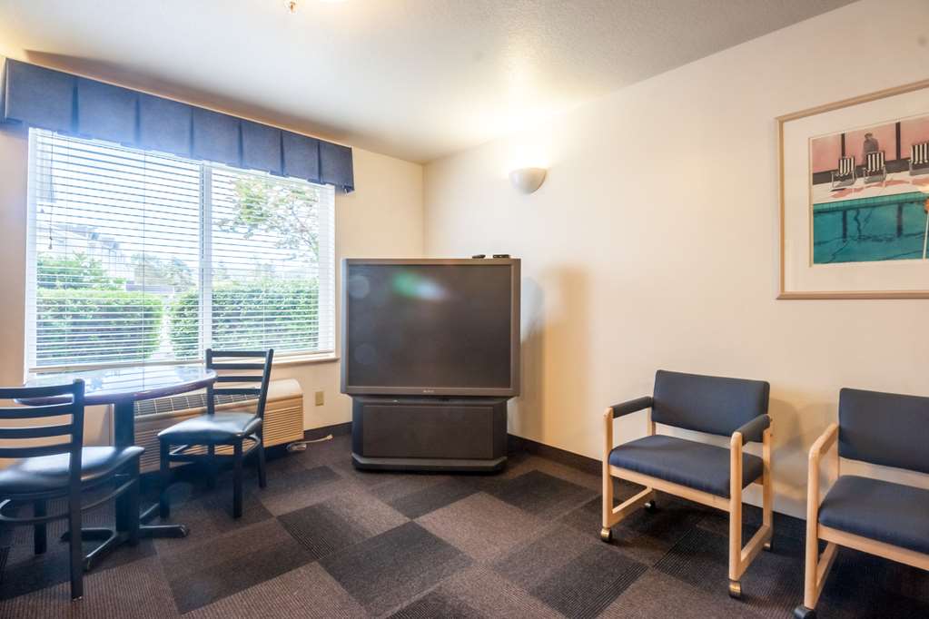 Motel 6 Seaside OR - photo 29