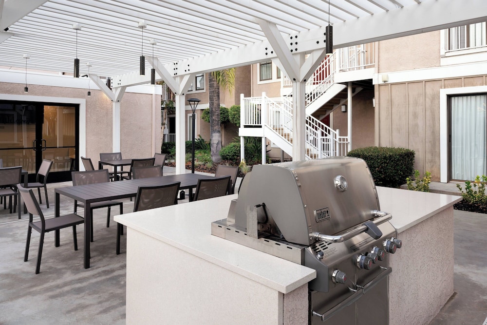 Residence Inn by Marriott Anaheim Placentia Fullerton - photo 37