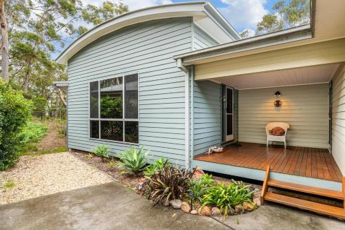 Triple B Beach Bush Birds - carbon neutral hotel in Unknown City