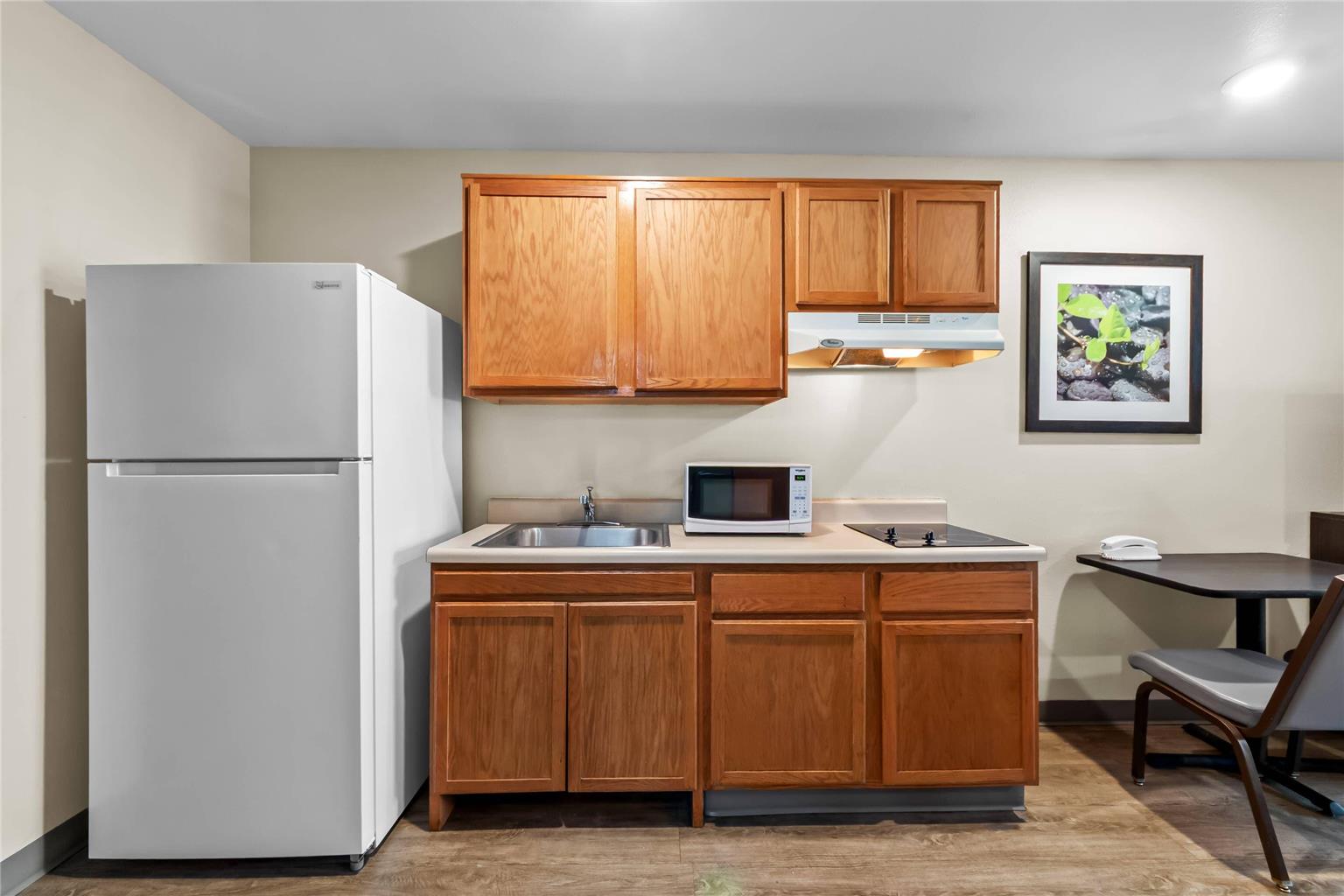 WoodSpring Suites San Antonio South - photo 20