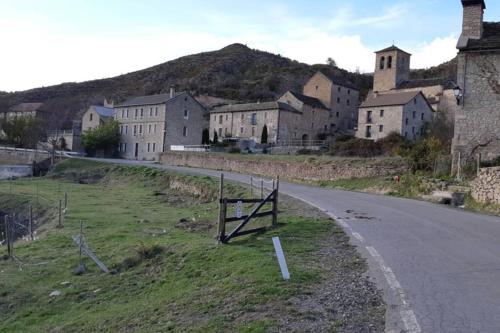 Las Estrellas de Laguarta — hotel in Sabinanigo