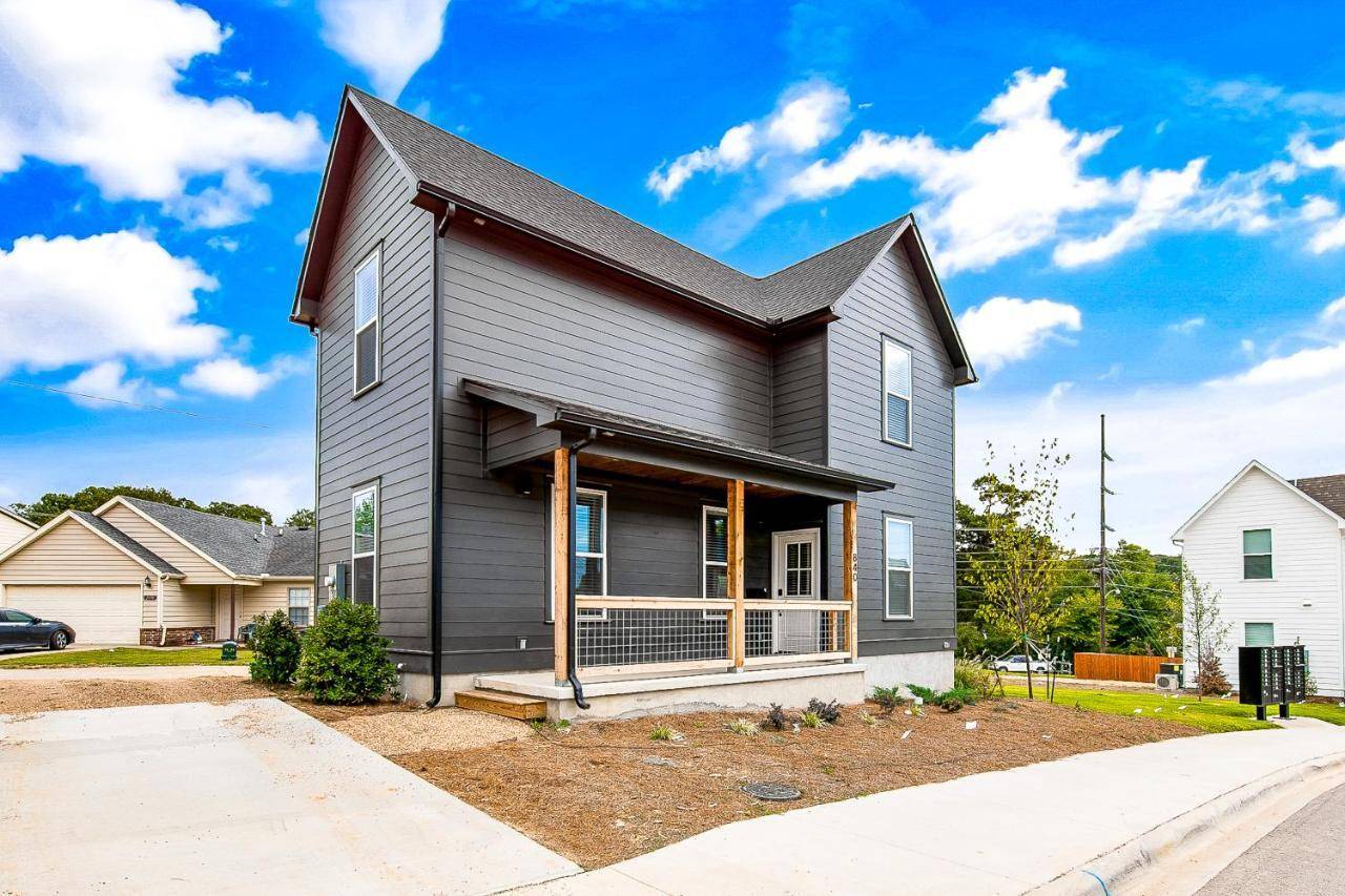 The Hub in Fayetteville, United States