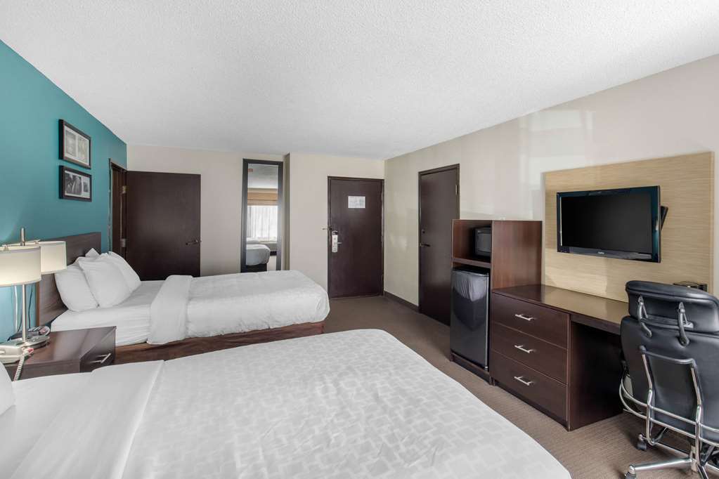 Clarion Inn & Suites DFW North - photo 19
