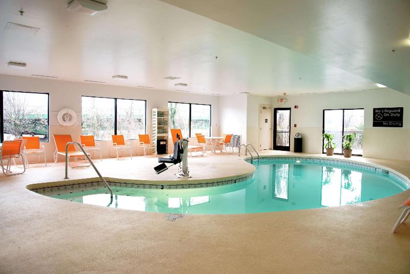 Hampton Inn Charleston Downtown - photo 91