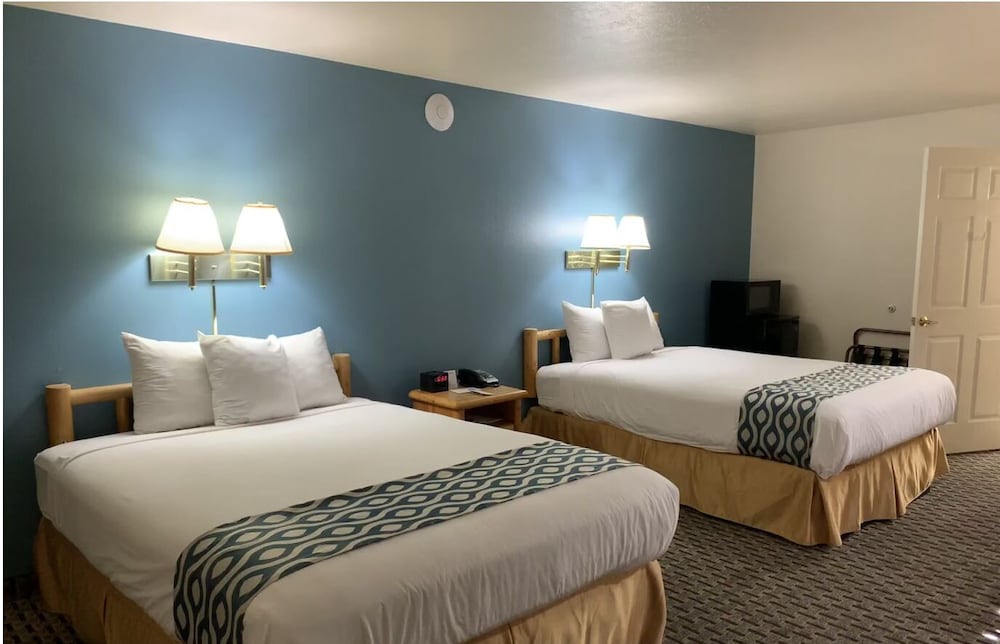 Vermilion Inn - photo 4