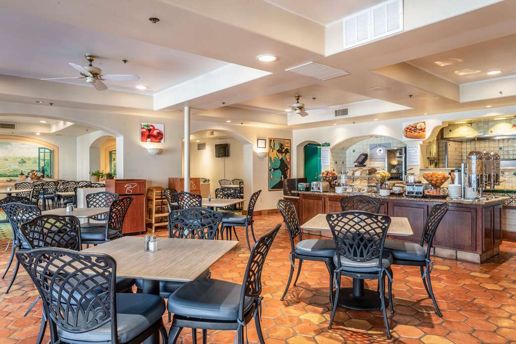 Quality Suites Downtown San Luis Obispo - photo 45