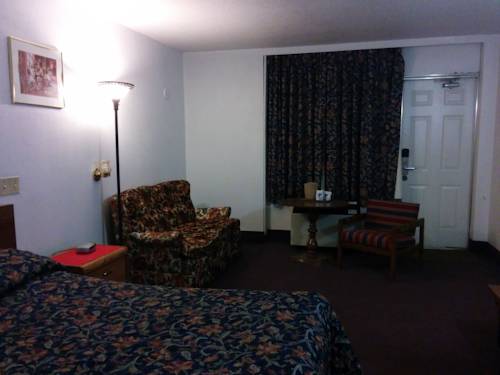 Burnside Hotel — Dartmouth — photo 3