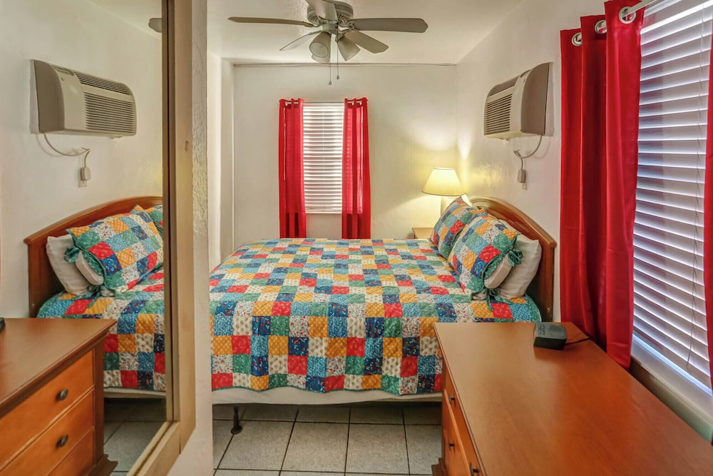 Richard's Motel - photo 38