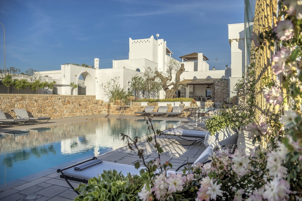 Masseria Le Mandorle — 5-Star Luxury Hotel in Ugento, Italy