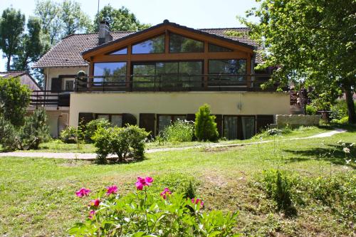 La Rose Des Vents — Saint Germain Sur Morin