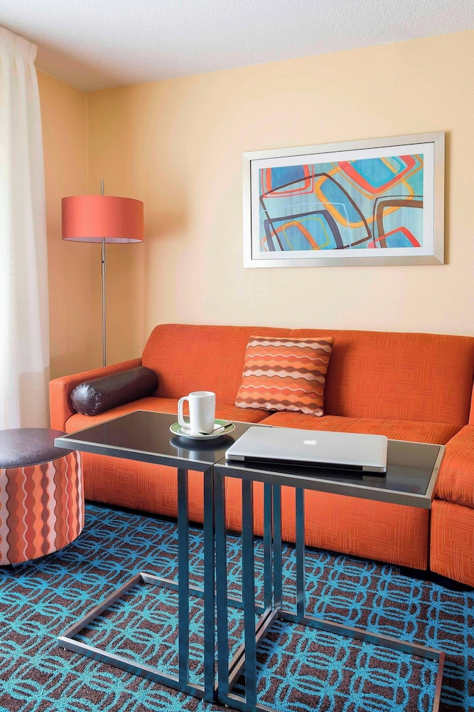 Fairfield Inn & Suites Mansfield Ontario - photo 5