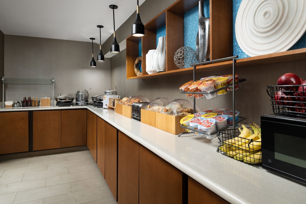 Springhill Suites By Marriott Overland Park - photo 23