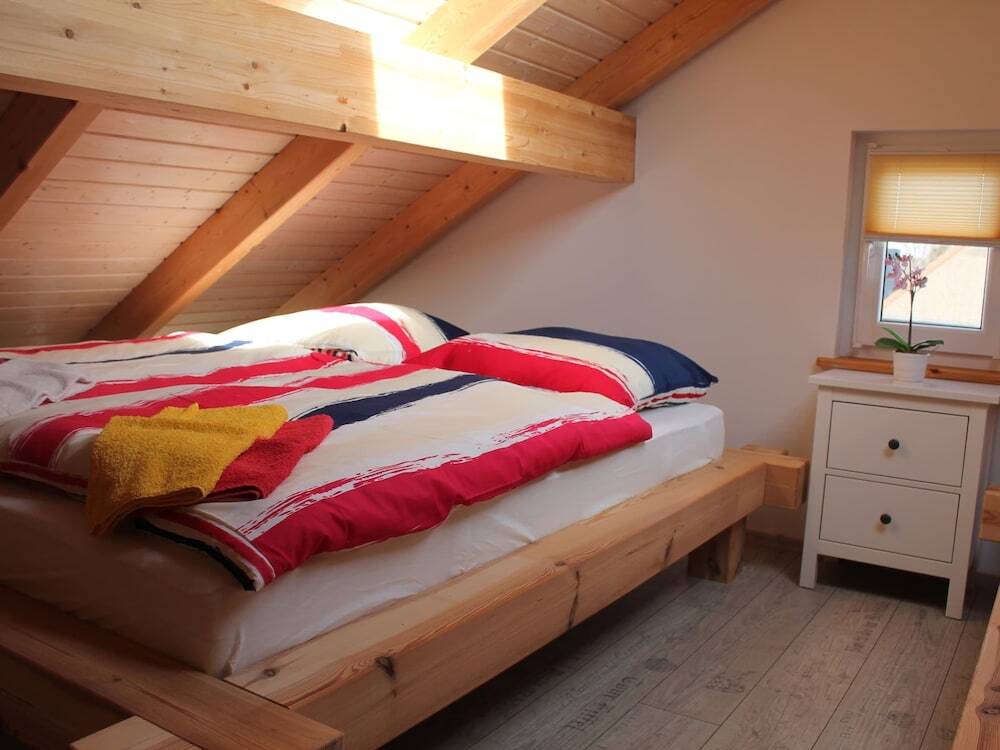 Modern Holiday Home in Brusow with Roofed Terrace — 4-Star Luxury Hotel in Kroepelin, Germany