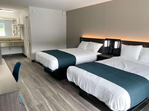 Super 8 by Wyndham West Columbia Airport - photo 9