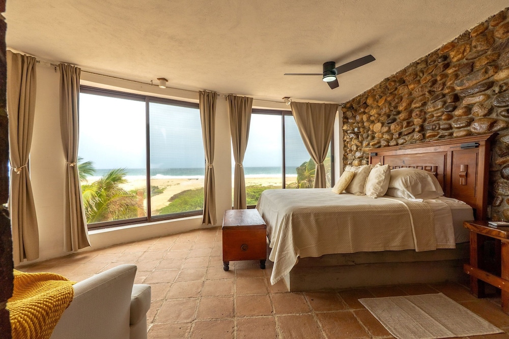 Turtle Seaview — hotel in Santa Maria Colotepec
