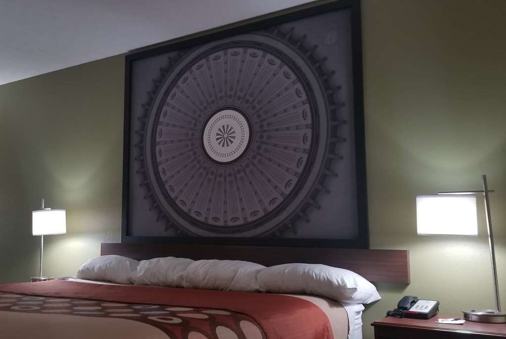Super 8 by Wyndham Bellefontaine - photo 12