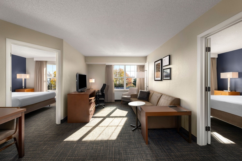 Residence Inn by Marriott Mt. Laurel at Bishop's Gate - photo 9