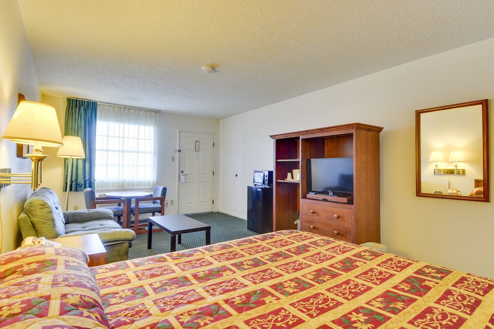 Windcrest Inn and Suites - photo 31