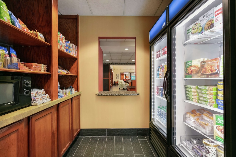 Hampton Inn & Suites Lawton - photo 22