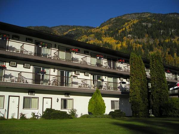 North Shore Inn - carbon neutral hotel in Nelson