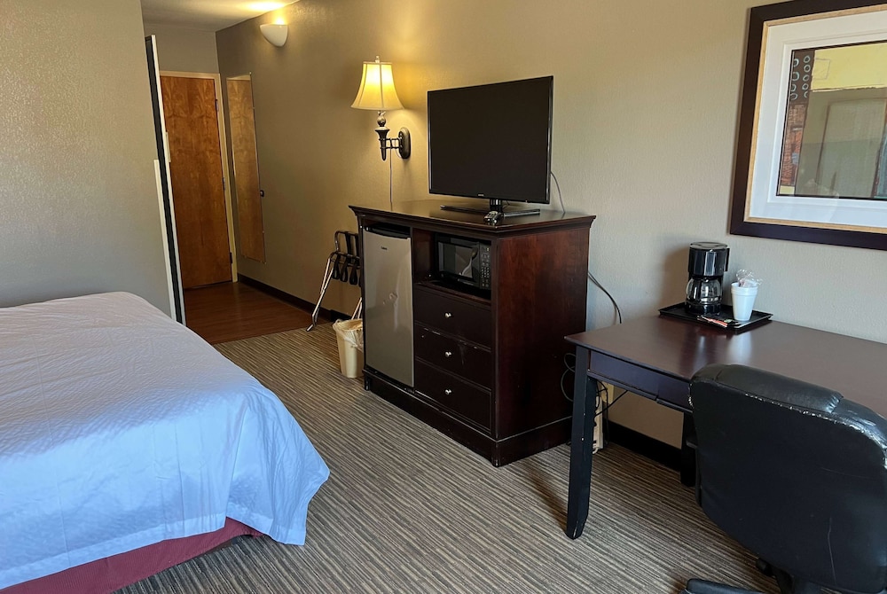 The Dels Pittsburg - photo 29
