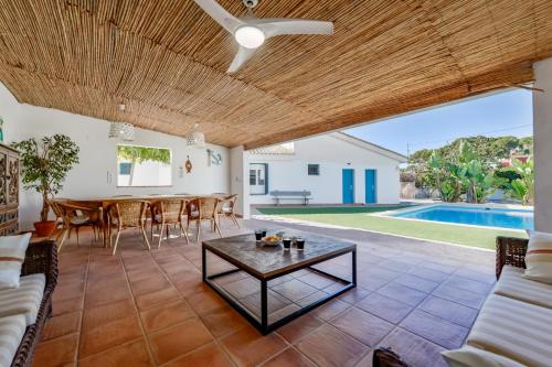 Mar Y Cel By Almarina Villas — 4-Star Luxury Hotel in Teulada, Spain
