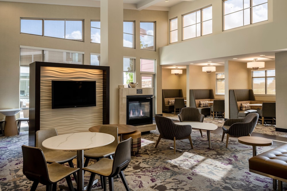 Residence Inn Bloomington - photo 3